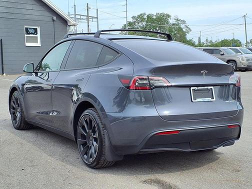 Gray 2022 Tesla Model Y Long Range Dual Motor All-Wheel Drive