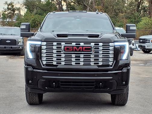 2024 GMC Sierra 2500 Denali