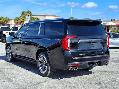 2023 GMC Yukon XL Denali Ultimate