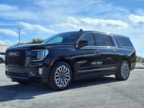 2023 GMC Yukon XL Denali Ultimate