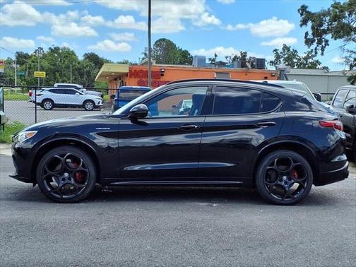 2022 Alfa Romeo Stelvio Ti