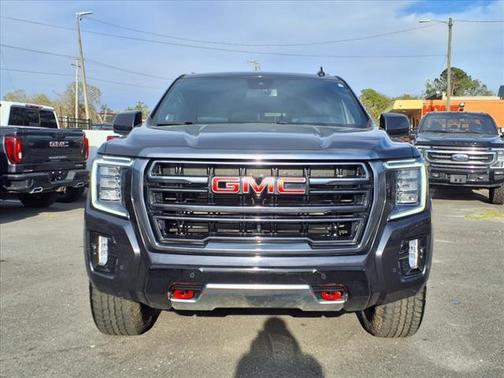 2023 GMC Yukon XL 4WD AT4