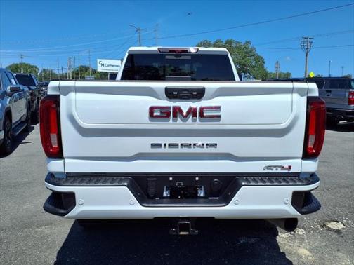2023 GMC Sierra 2500 AT4