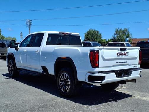 2023 GMC Sierra 2500 AT4