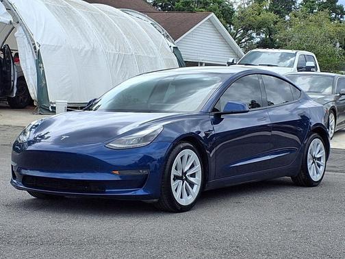Deep Blue Metallic 2022 Tesla Model 3 Long Range