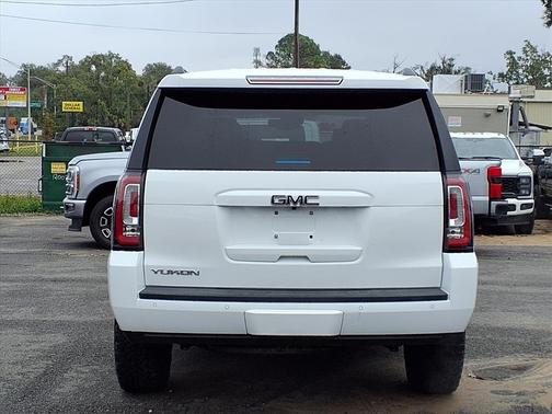 2017 GMC Yukon SLT