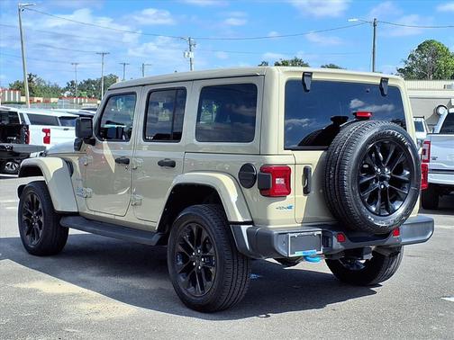2022 Jeep Wrangler Unlimited 4xe Sahara