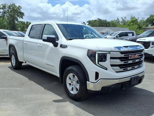 Summit White 2023 GMC Sierra 1500 SLE