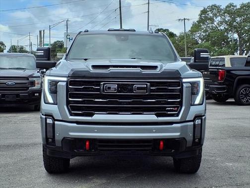 2024 GMC Sierra 2500 AT4