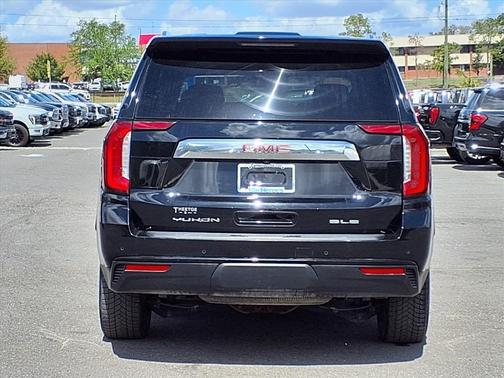 2022 GMC Yukon SLE