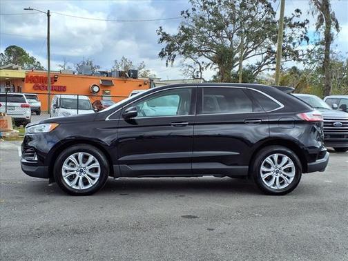 2021 Ford Edge Titanium