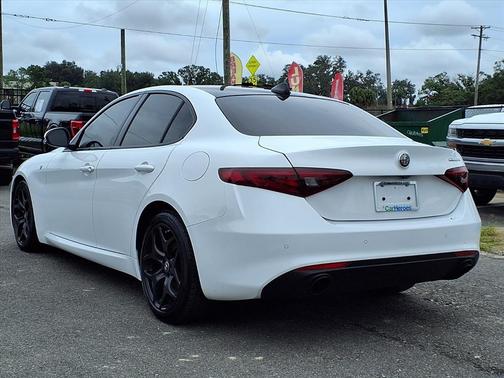 2022 Alfa Romeo Giulia Ti
