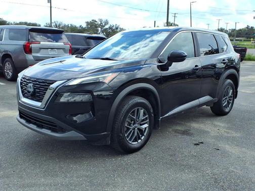 Super Black 2023 Nissan Rogue S