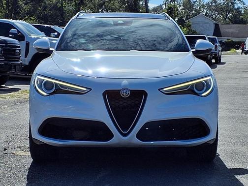 2022 Alfa Romeo Stelvio Ti
