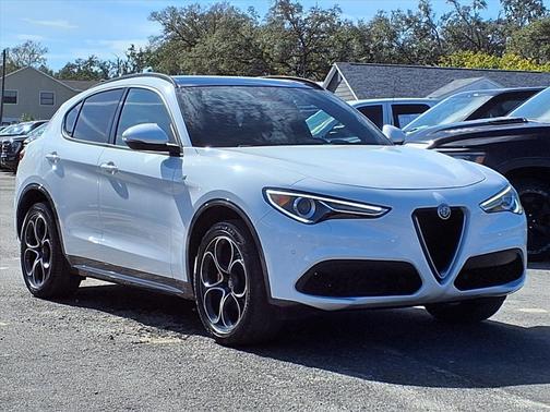2022 Alfa Romeo Stelvio Ti