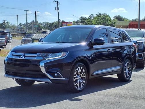 2018 Mitsubishi Outlander SE