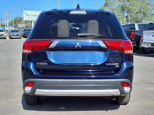 2018 Mitsubishi Outlander SE