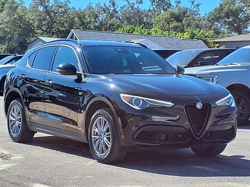 2022 Alfa Romeo Stelvio Sprint