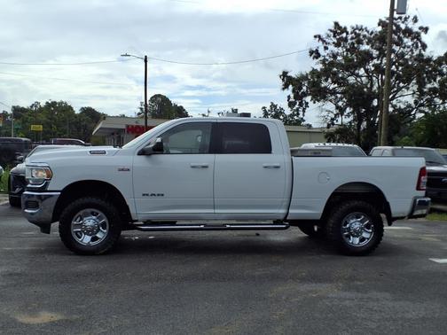 2022 RAM 2500 Big Horn Crew Cab 4x4 6'4' Box