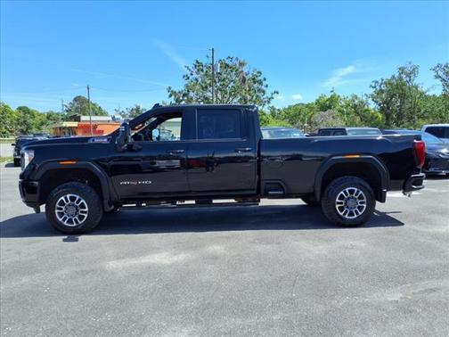 2022 GMC Sierra 2500 AT4