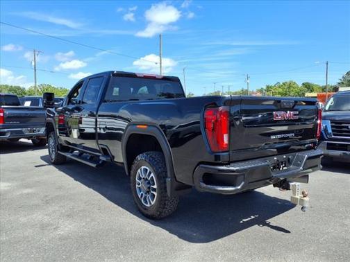 2022 GMC Sierra 2500 AT4
