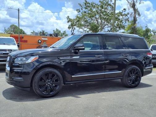 2022 Lincoln Navigator Reserve