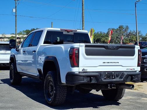 2024 GMC Sierra 2500 AT4