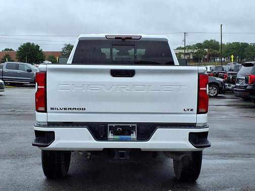 Summit White 2024 Chevrolet Silverado 2500 LTZ