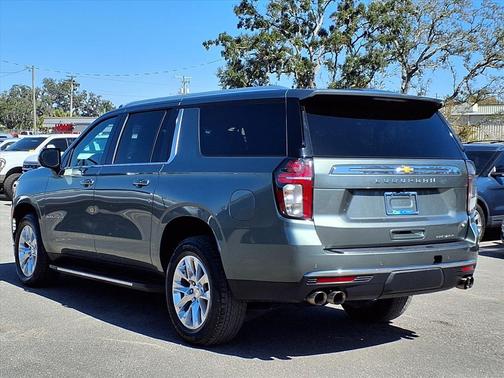 2023 Chevrolet Suburban Premier