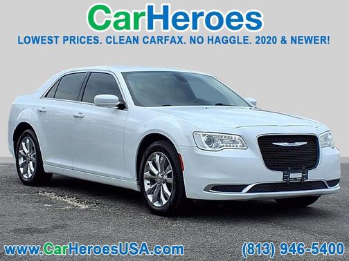 2018 Chrysler 300 Touring