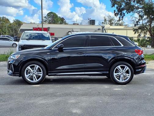 2022 Audi Q3 45 S line Premium Plus