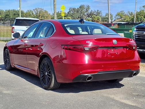 2020 Alfa Romeo Giulia Ti Lusso