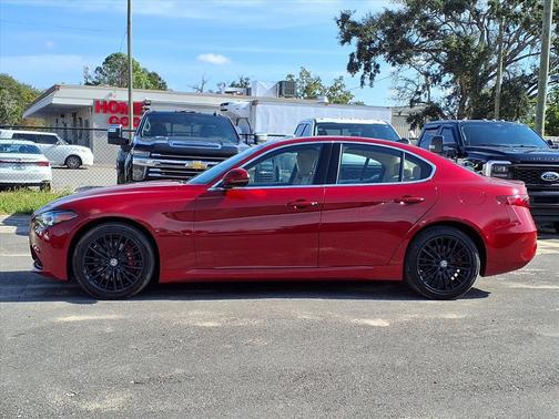 2020 Alfa Romeo Giulia Ti Lusso