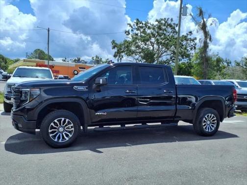 2022 GMC Sierra 1500 AT4