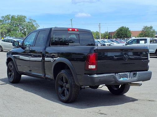 Diamond Black Crystal Pearlcoat 2019 RAM 1500 Classic Warlock Quad Cab 4x4 6'4' Box