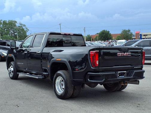 Onyx Black 2022 GMC Sierra 3500 Denali