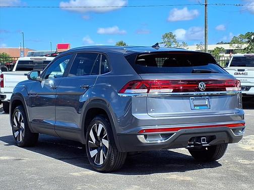 2024 Volkswagen Atlas Cross Sport 2.0T SE w/Technology