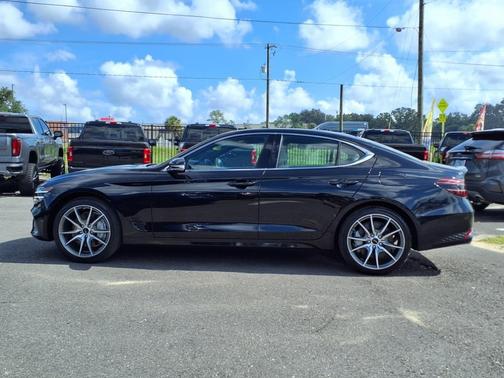 2024 Genesis G70 2.5T RWD
