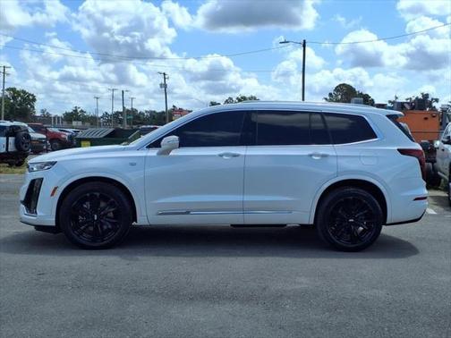 2021 Cadillac XT6 Premium Luxury FWD