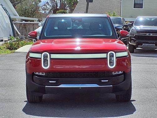 2024 Rivian R1T Adventure