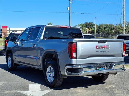 2024 GMC Sierra 1500 SLE