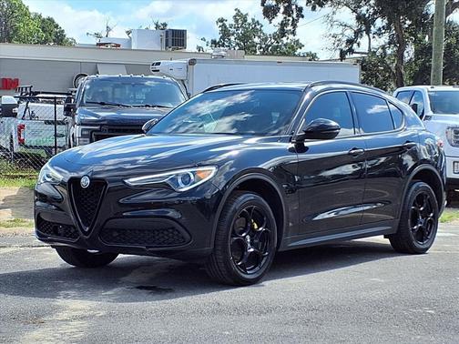 2022 Alfa Romeo Stelvio Sprint