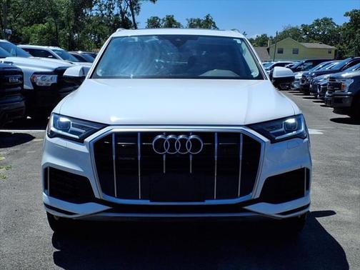 2023 Audi Q7 55 Premium Plus