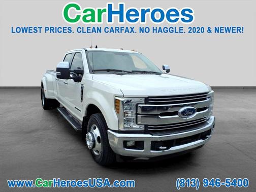 White Platinum Metallic Tri-Coat 2019 Ford F-350 Lariat