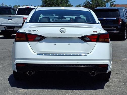 2023 Nissan Altima SR FWD