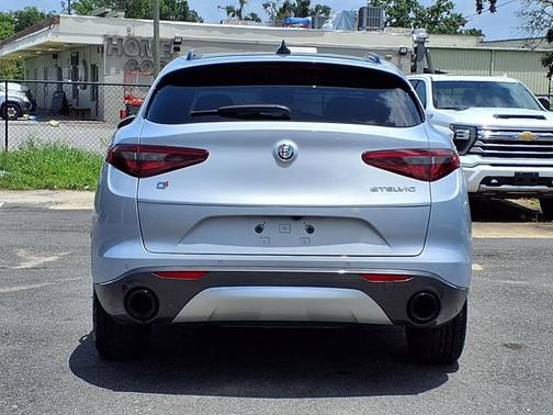 2022 Alfa Romeo Stelvio Ti