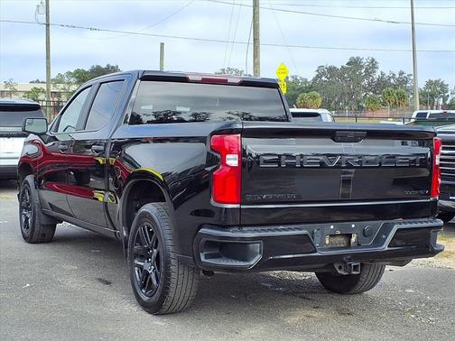2022 Chevrolet Silverado 1500 Custom