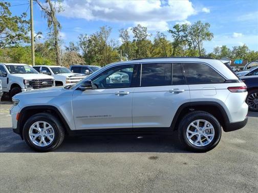 2023 Jeep Grand Cherokee Limited X