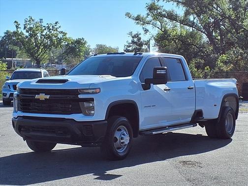 2025 Chevrolet Silverado 3500 WT