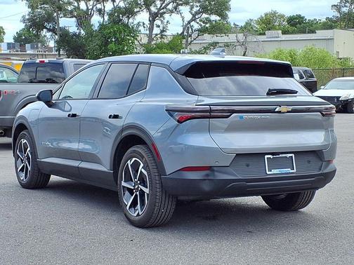 Sterling Gray Metallic 2025 Chevrolet Equinox EV LT